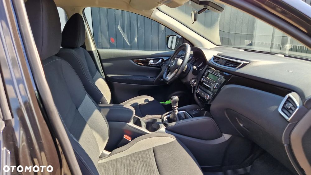 Nissan Qashqai 1.2 DIG-T Acenta EU6 - 14