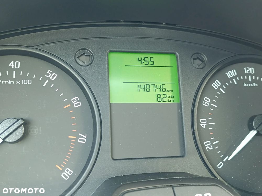 Skoda Fabia 1.2 HTP Ambition - 22