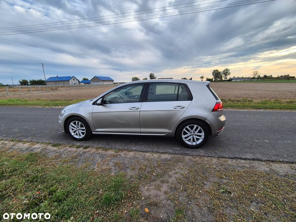 Volkswagen Golf 1.5 TSI BlueMotion ACT DSG Comfortline - 25