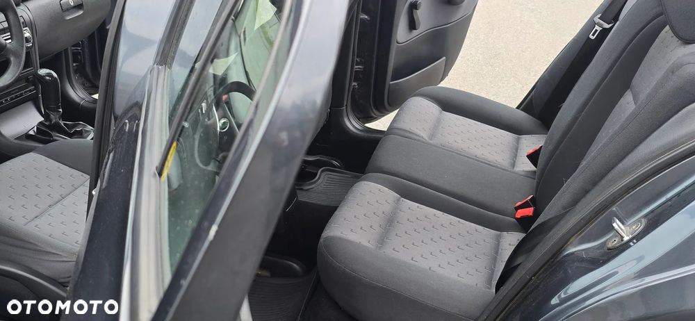 Skoda Octavia 1.6 Active - 17