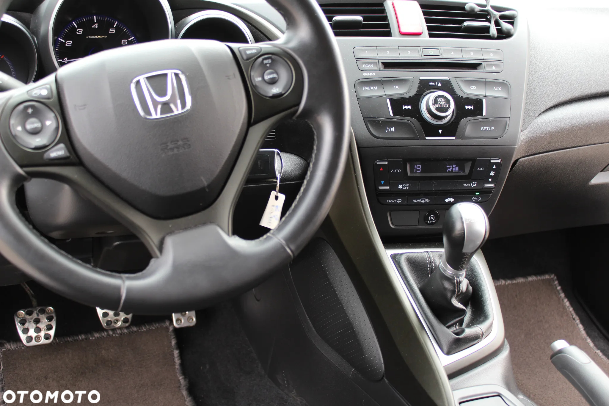 Honda Civic 1.4 i-VTEC Comfort - 15