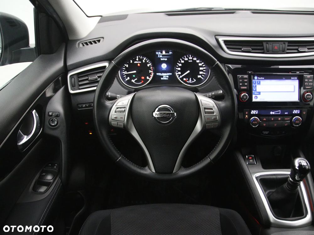 Nissan Qashqai 1.2 DIG-T N-Vision - 19