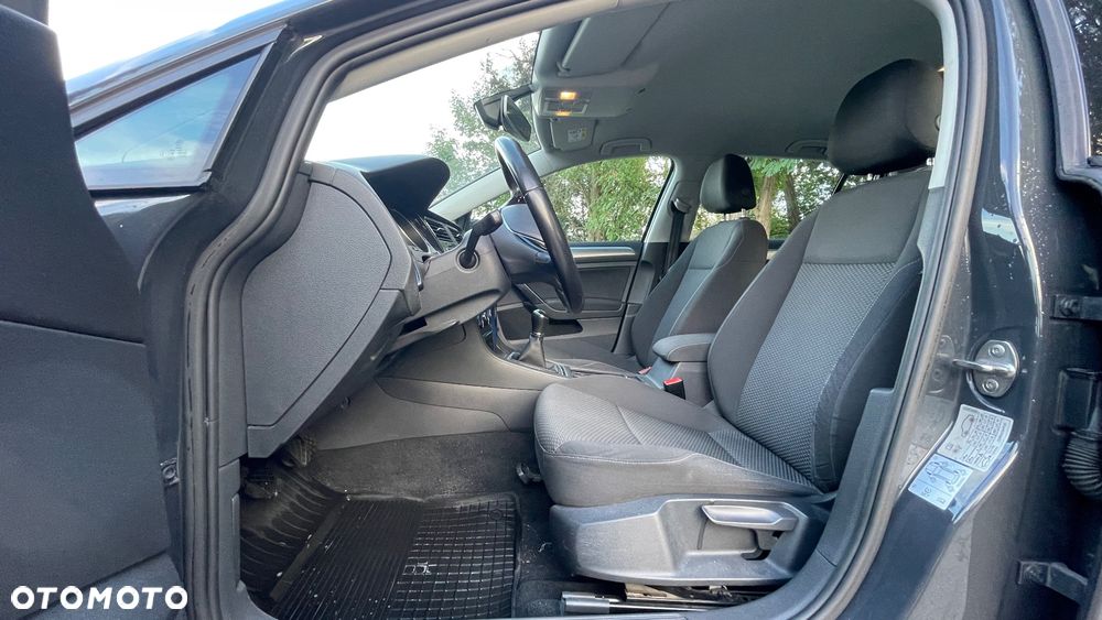 Volkswagen Golf 1.0 TSI Trendline - 16