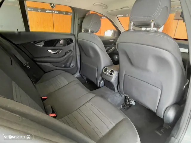 Mercedes-Benz C 300 de Edition - 54