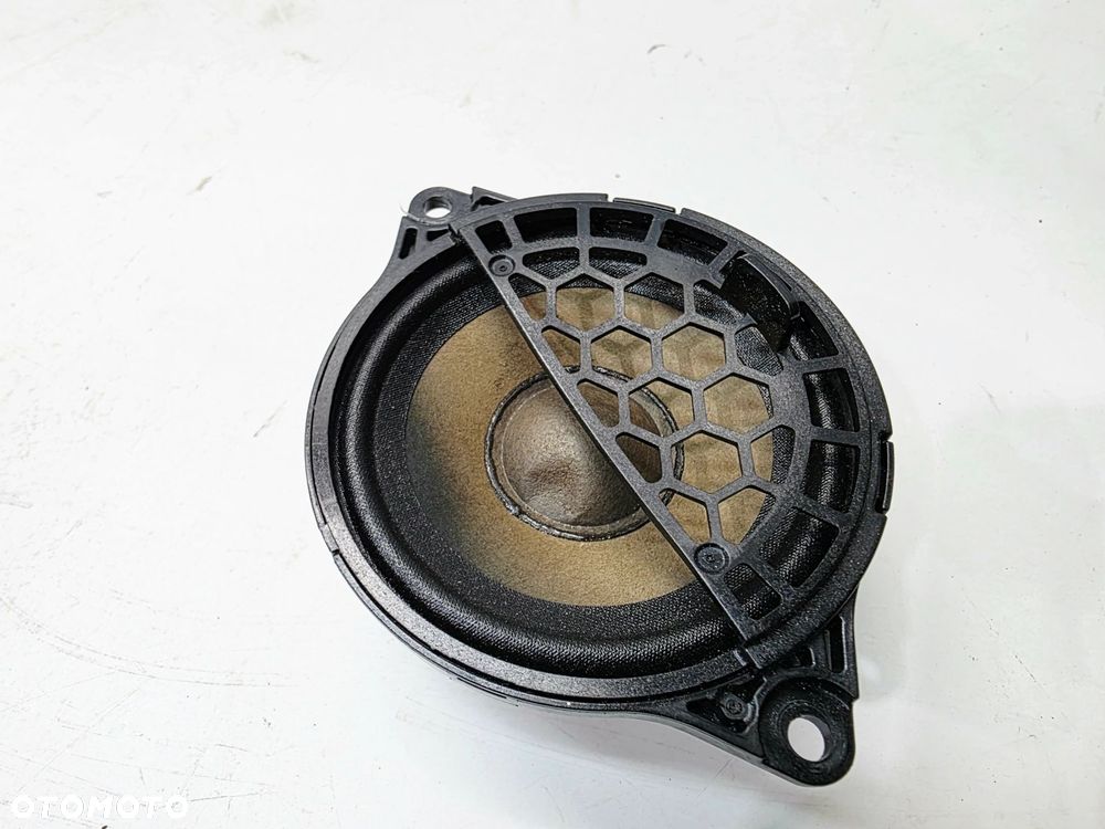 GŁOŚNIK ŚREDNIOTONOWY Z DESKI AUDI Q5 FY 80A035416 - 2
