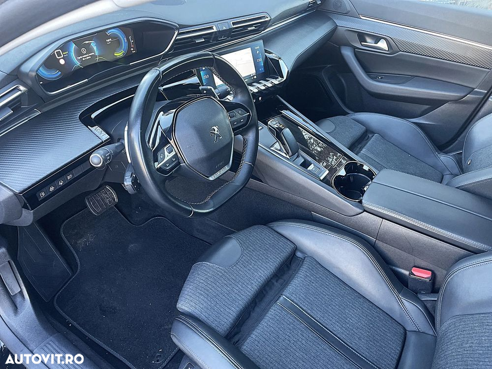 Peugeot 508 Plug-In Hybrid 225 e-EAT8 GT Pack - 17