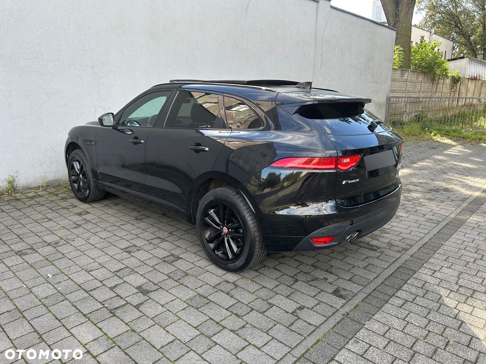 Jaguar F-Pace 2.0 i4D AWD R-Sport - 10