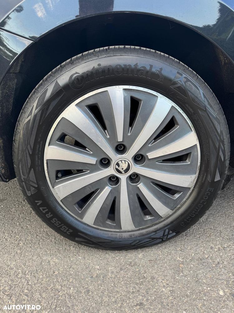 Skoda Superb 2.0 TDI DSG Style - 35
