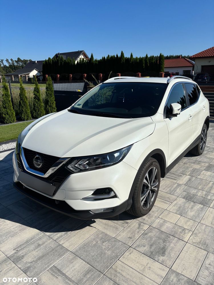 Nissan Qashqai 1.3 DIG-T N-Connecta DCT - 2