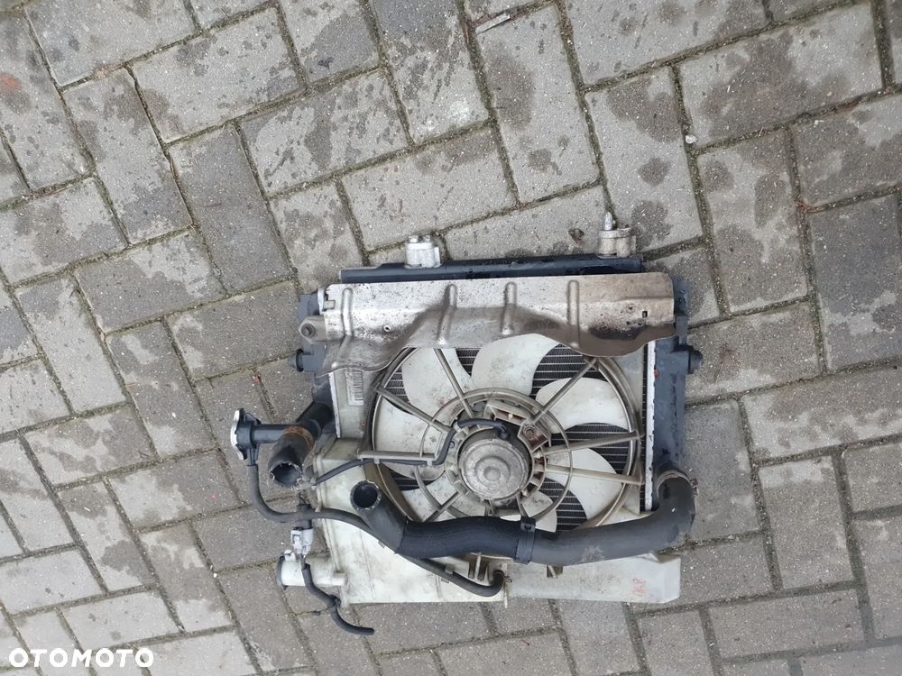CHŁODNICA WODY KLIMATYZACJI WENTYLATOR TOYOTA AYGO I 1.0 - 2