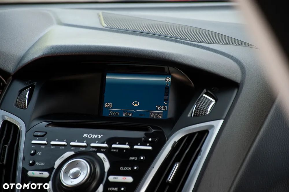 Ford Focus 1.6 EcoBoost Start-Stopp-System Titanium - 29