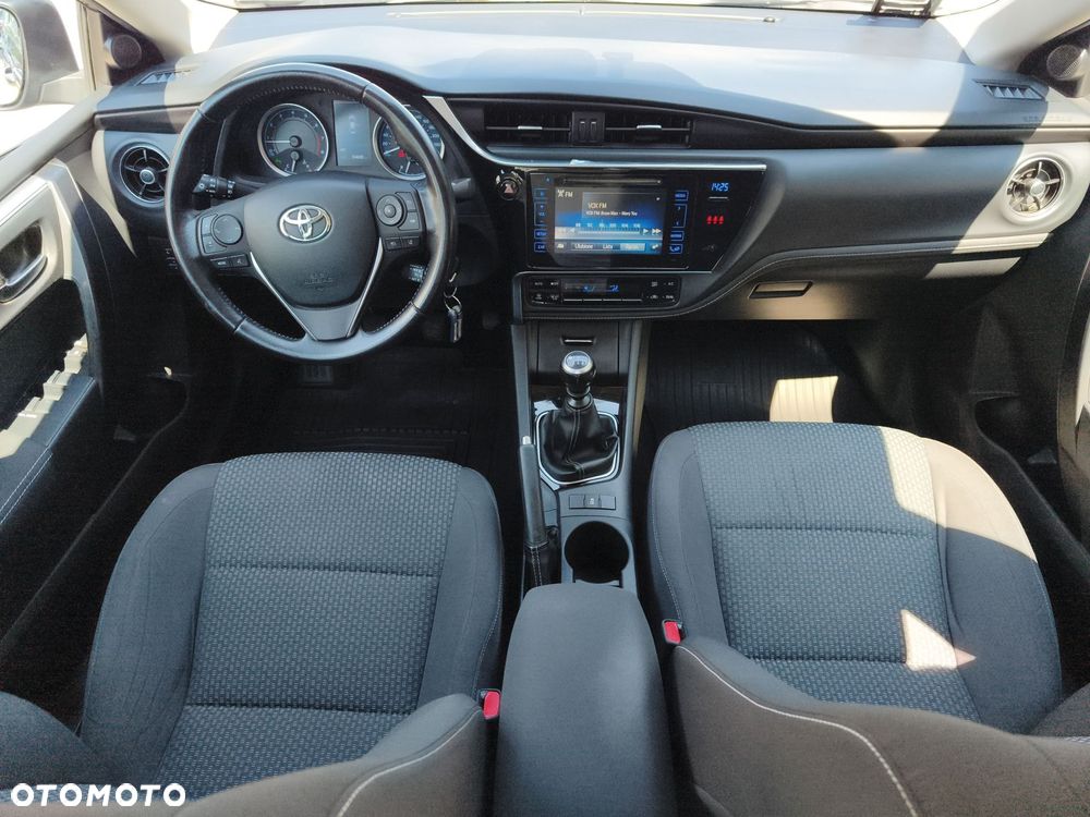 Toyota Corolla 1.6 Premium EU6 - 12