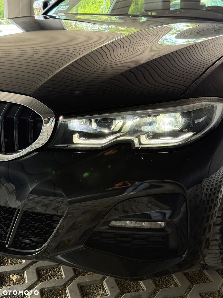 BMW Seria 3 320d xDrive mHEV M Sport - 24