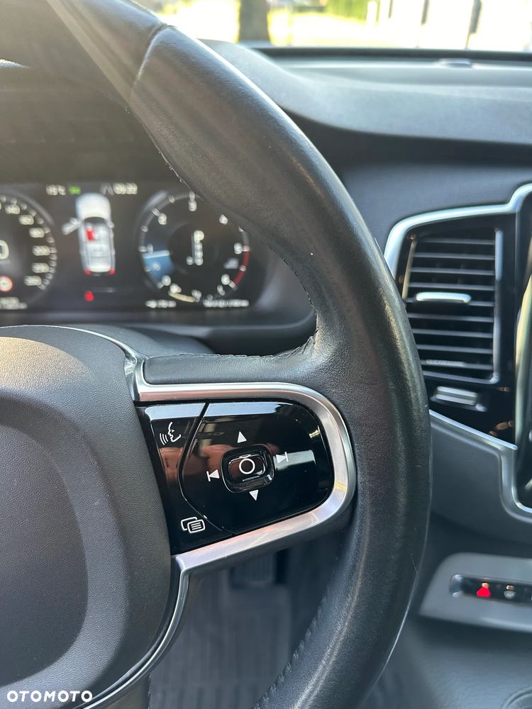Volvo XC 90 D5 AWD Momentum - 30