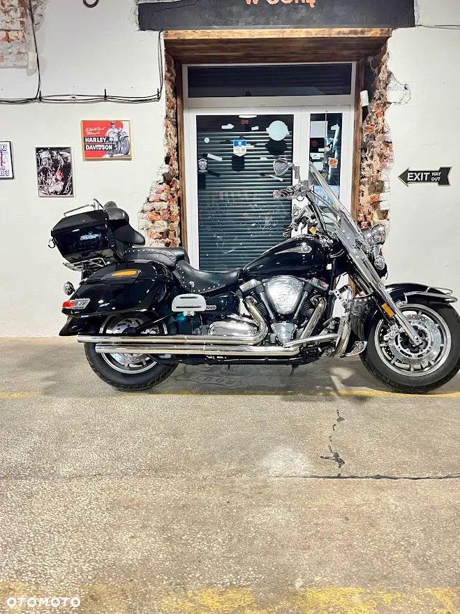 Yamaha Road Star - 2