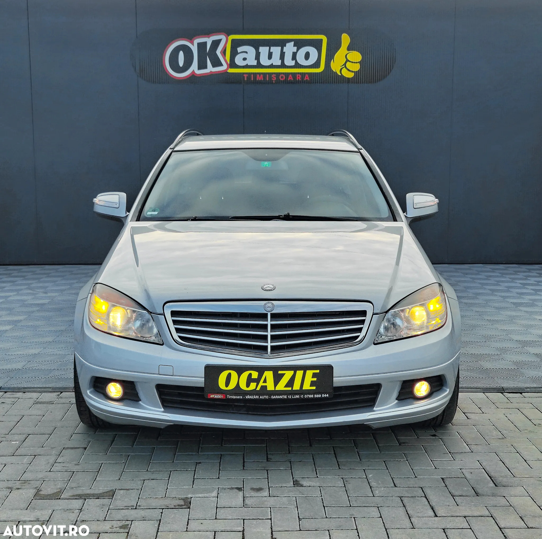Mercedes-Benz C - 23
