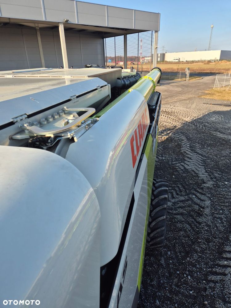 Claas LEXION 7600 - 8