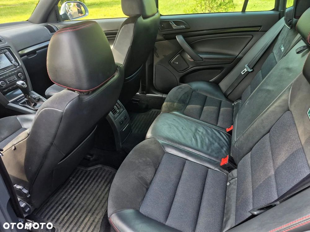 Skoda Octavia 2.0 TDI DPF RS - 4