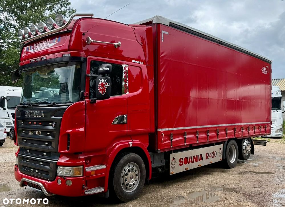 Scania R420 TOPLINE 6x2 JUMBO OŚ PODNOSZONA i SKRĘTNA ALUFELGI ZABUDOWA ALUMINIOWA FIRANKA DŁ:7.80m NOWA PLANDEKA!!!! MANUAL RETARDER KLIMA 2xALUTANK SKÓRA XENONY LEDY ORUROWANIE Z HALOGENAMI EURO 5 2008r WAGA:9600kg ŁADOWNOŚĆ:16400KG ŁADNA IGŁA - 3