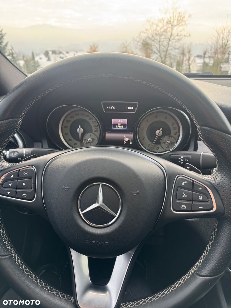 Mercedes-Benz CLA 250 4Matic 7G-DCT - 4