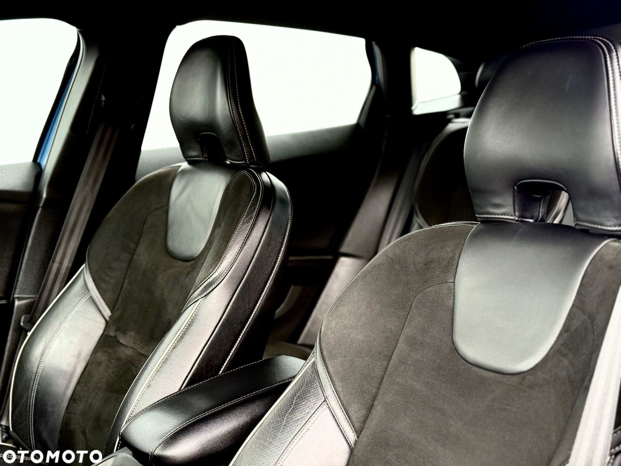 Volvo V40 D2 RDesign - 26