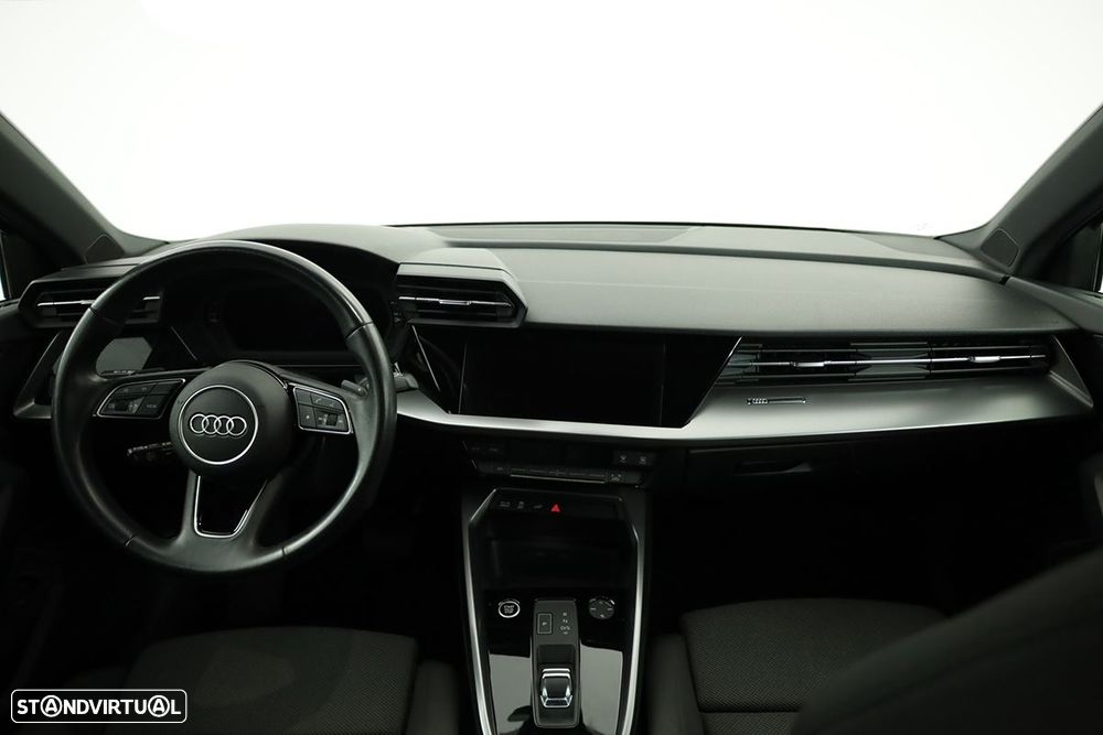 Audi A3 Sportback 45 TFSIe S line - 10