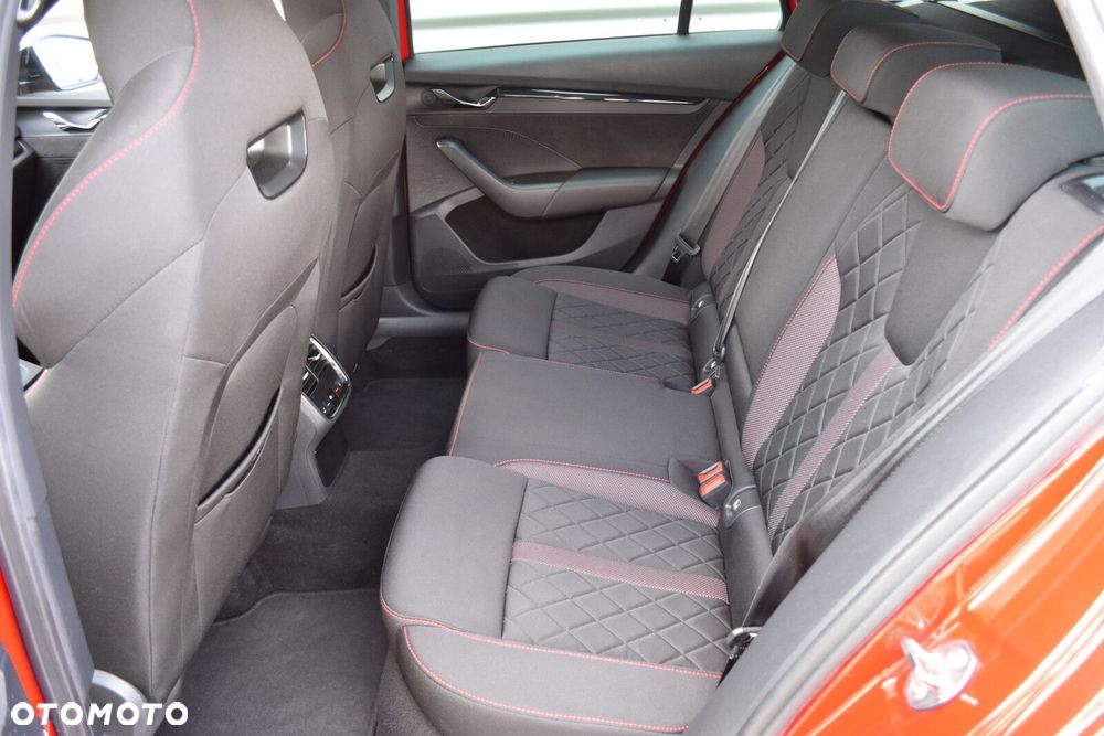 Skoda Octavia 2.0 TSI GPF RS 245 DSG - 34