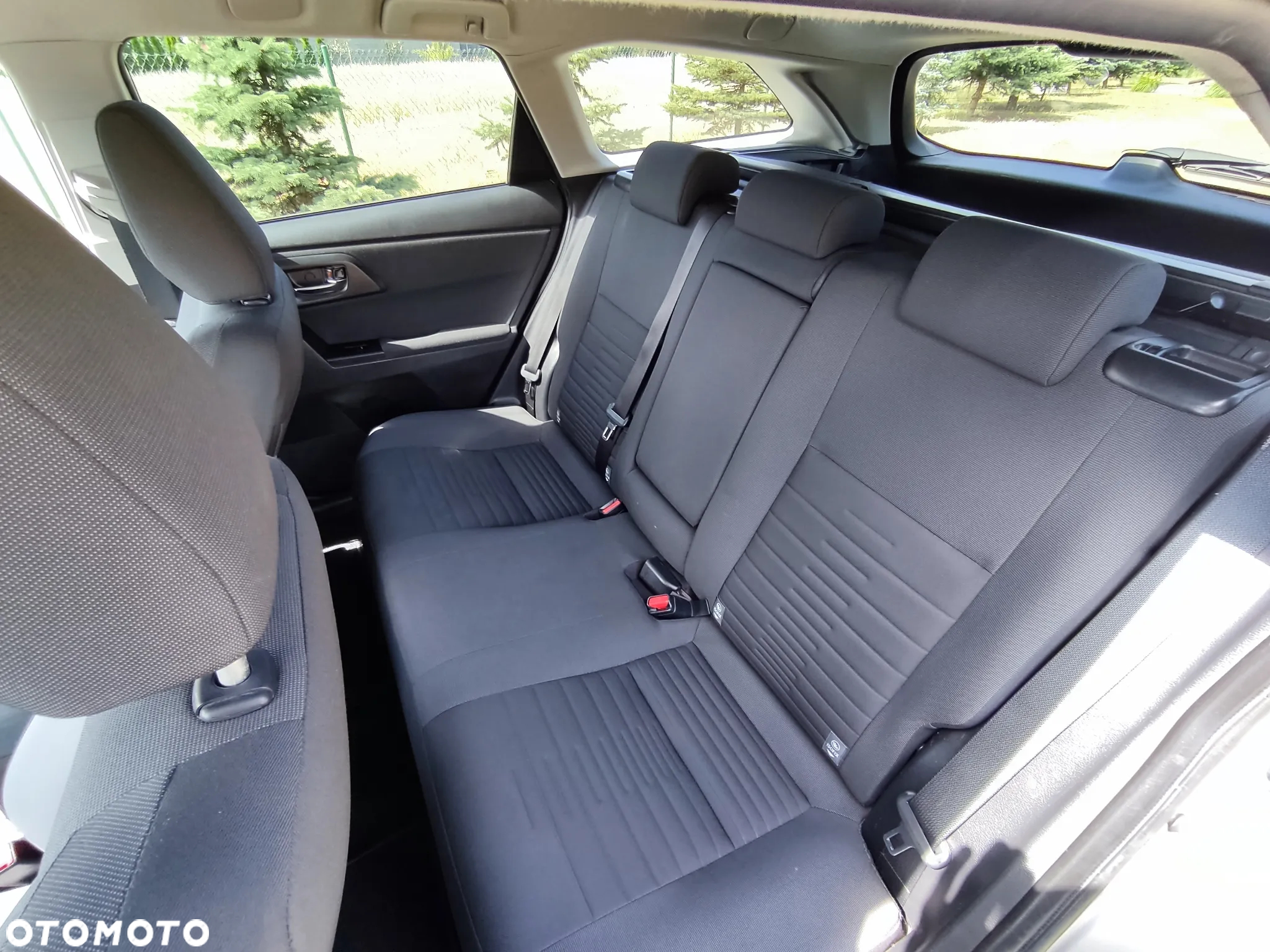 Toyota Auris 1.8 VVT-i Hybrid Automatik Design Edition - 14