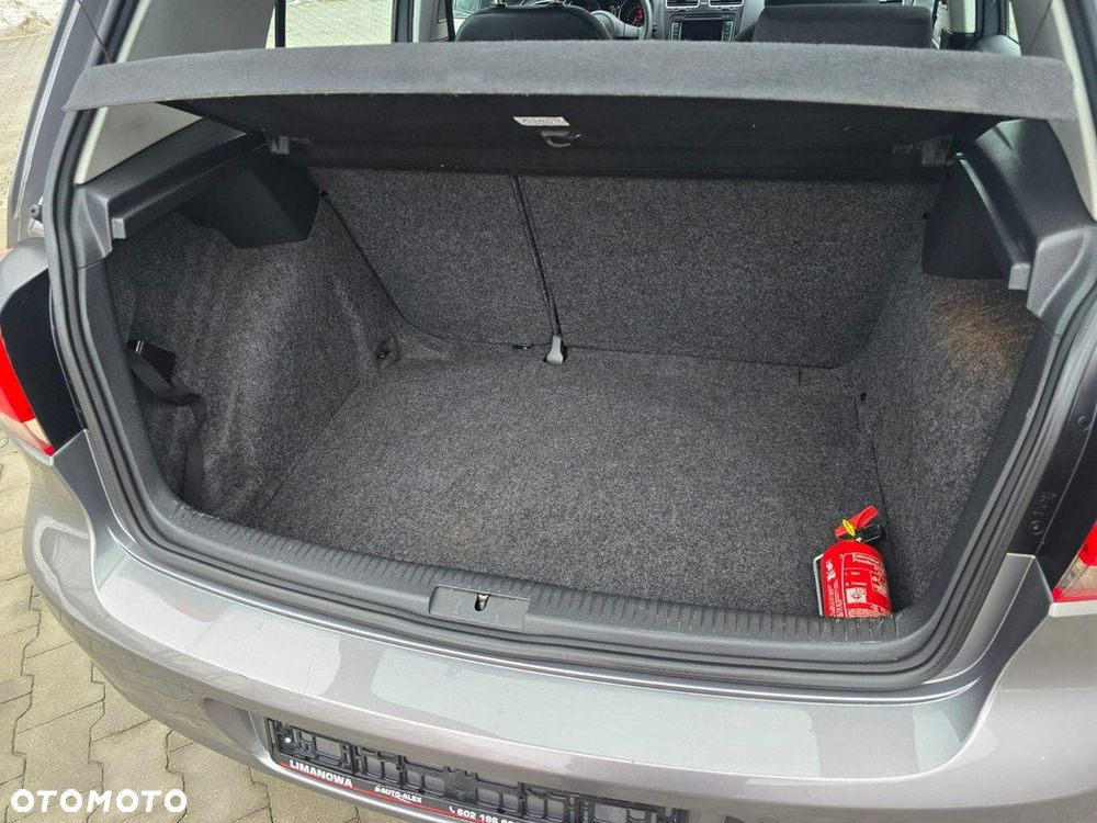 Volkswagen Golf - 34