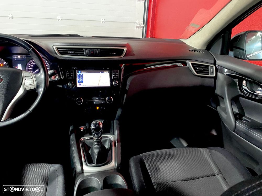 Nissan Qashqai 1.5 dCi Tekna Premium S Alcantara - 25