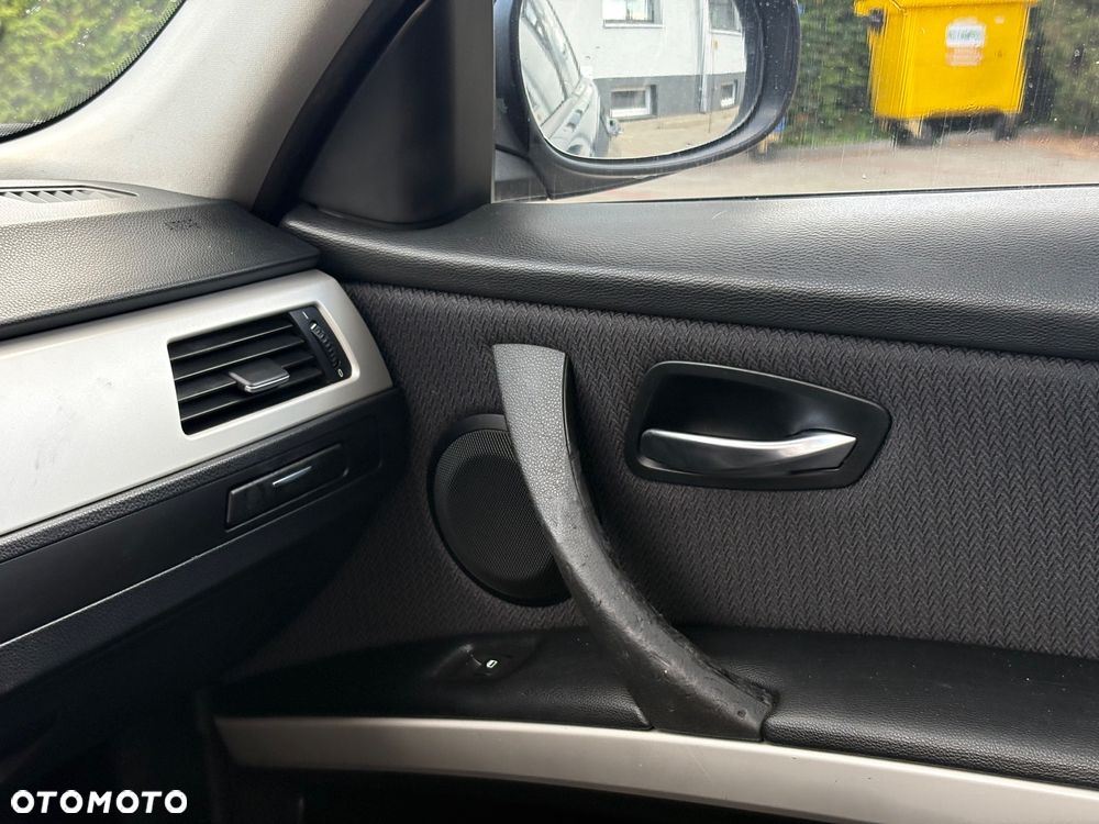 BMW Seria 3 - 15