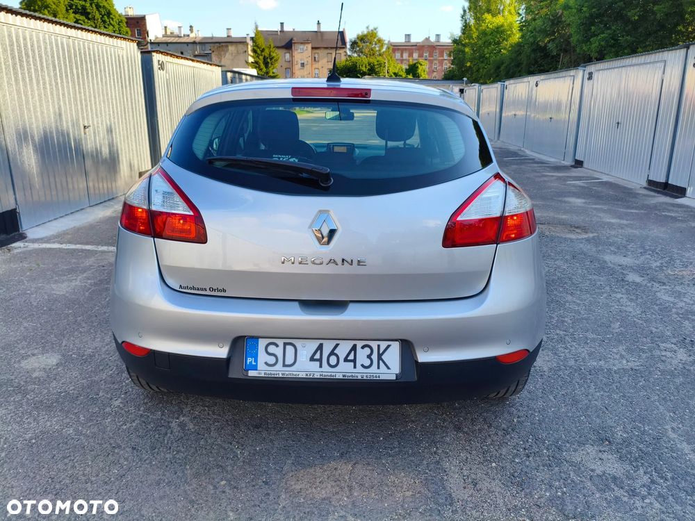 Renault Megane 1.6 16V 110 LIMITED - 11