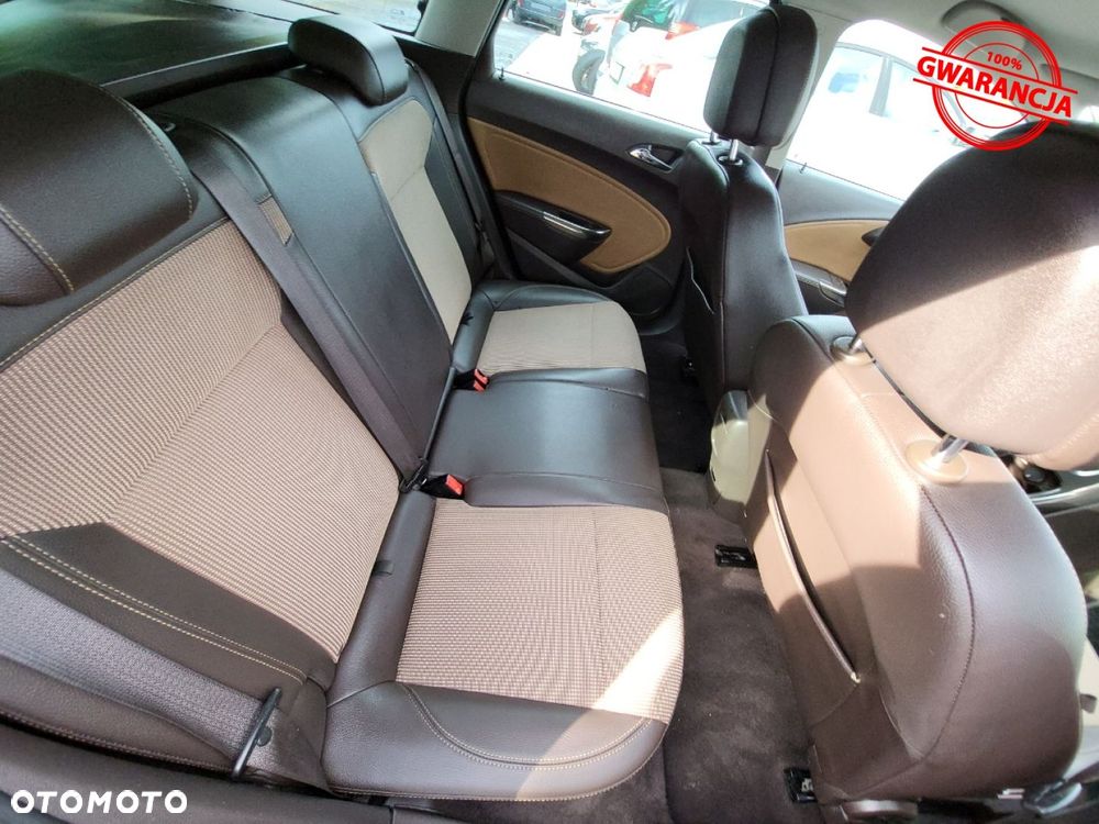 Opel Astra - 38