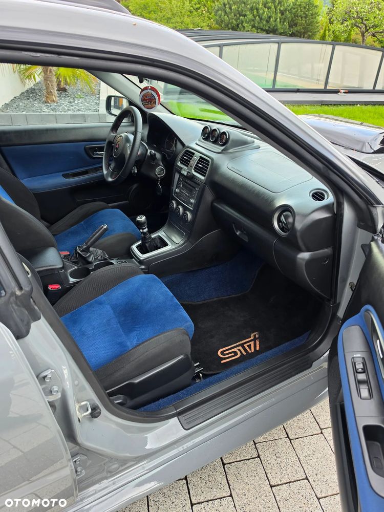 Subaru Impreza 2.5 STI - 9