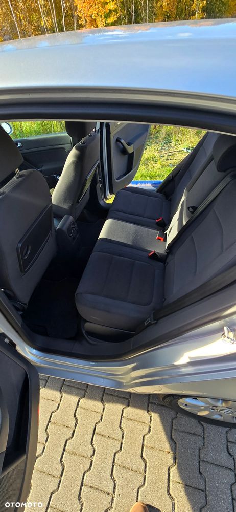 Volkswagen Golf - 12