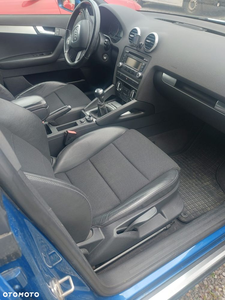 Audi A3 Sportback - 13