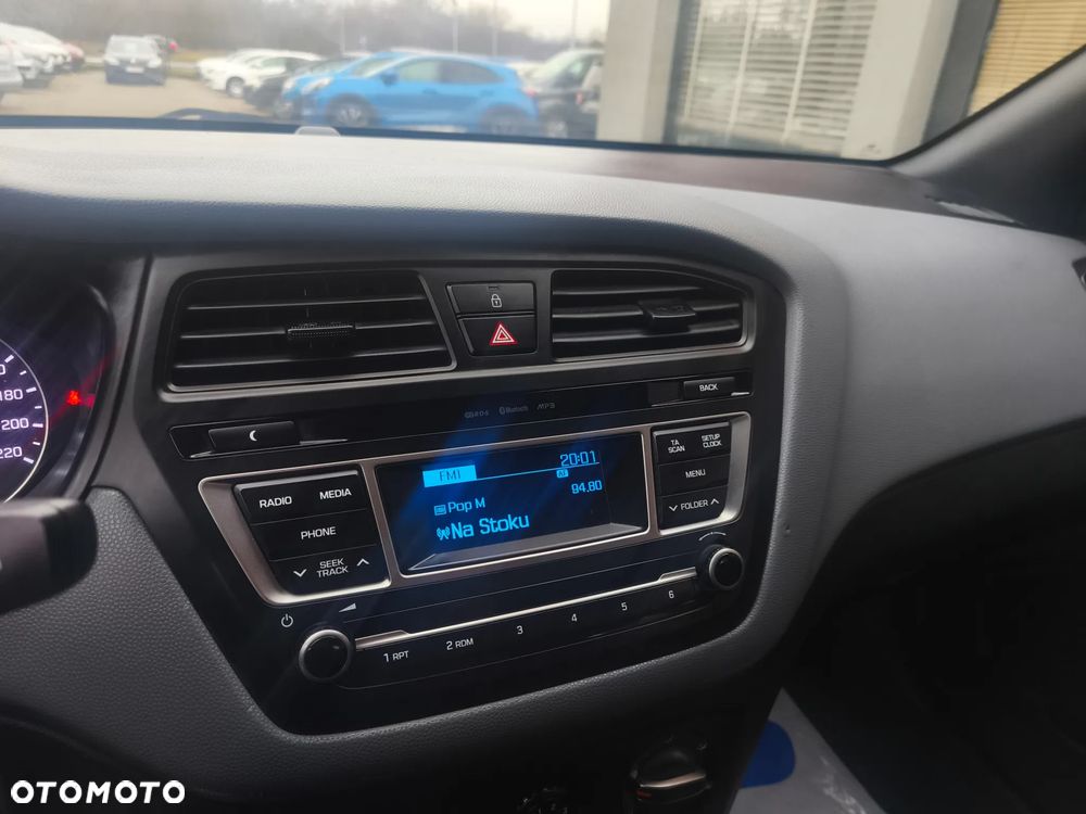 Hyundai i20 1.2 GO - 14