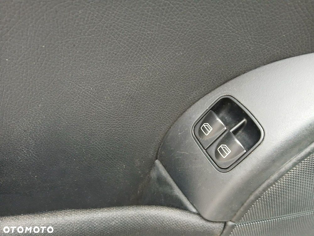 Mercedes-Benz Klasa C 200 Kompressor - 14