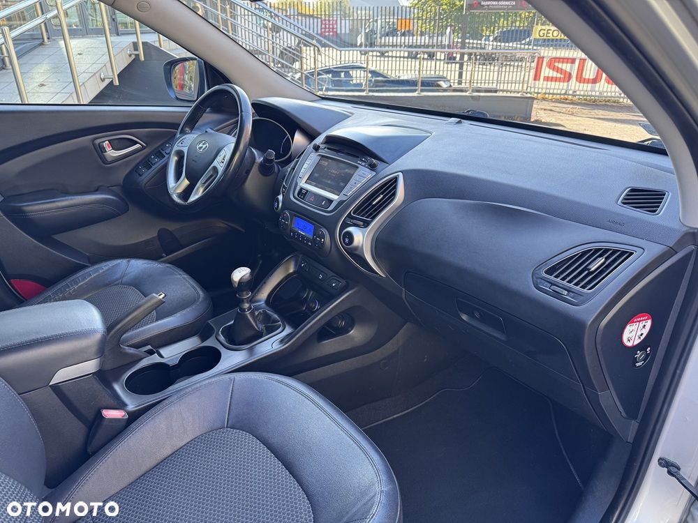 Hyundai ix35 1.7 CRDi 2WD blue Style - 22
