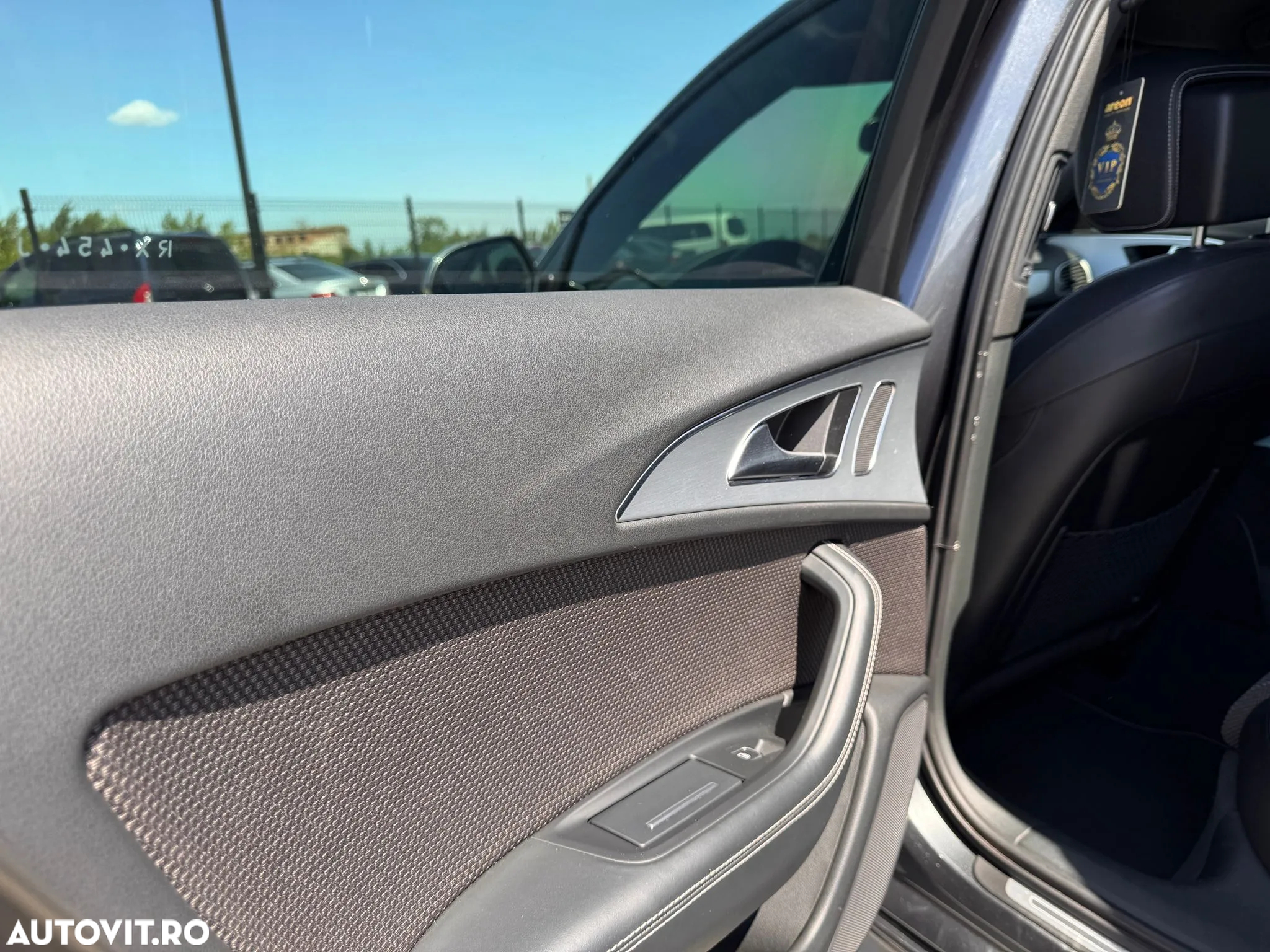 Audi A6 2.0 TDI Ultra S tronic - 11