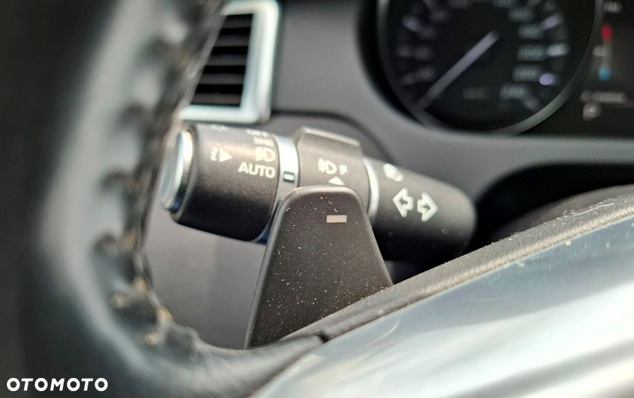 Land Rover Discovery Sport 2.0 TD4 SE - 14