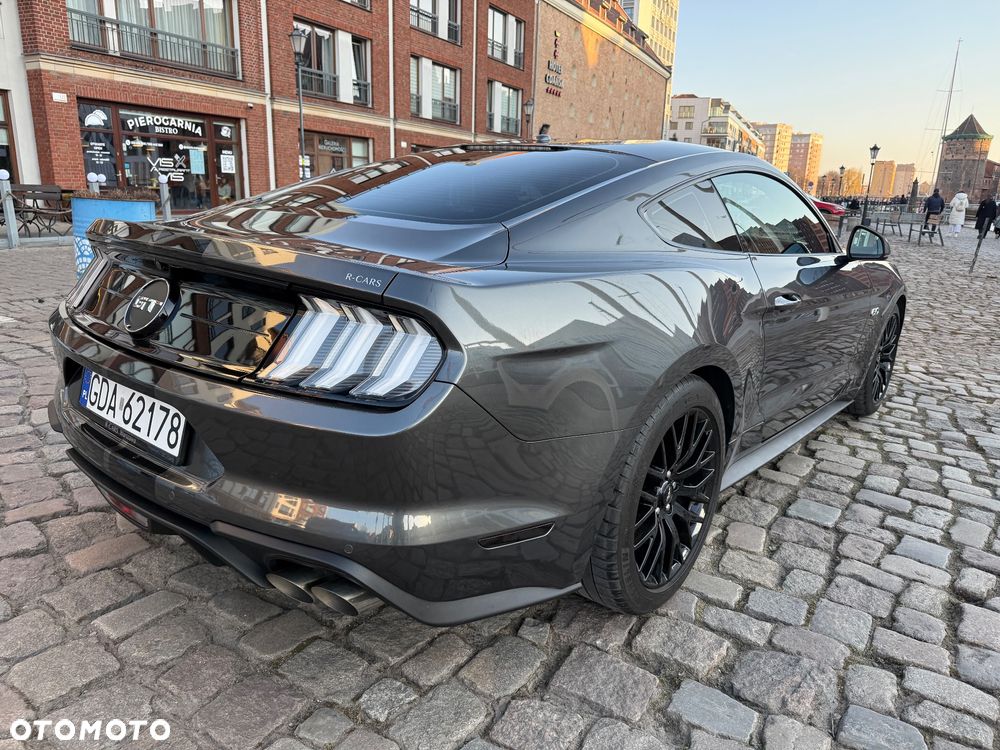 Ford Mustang - 6