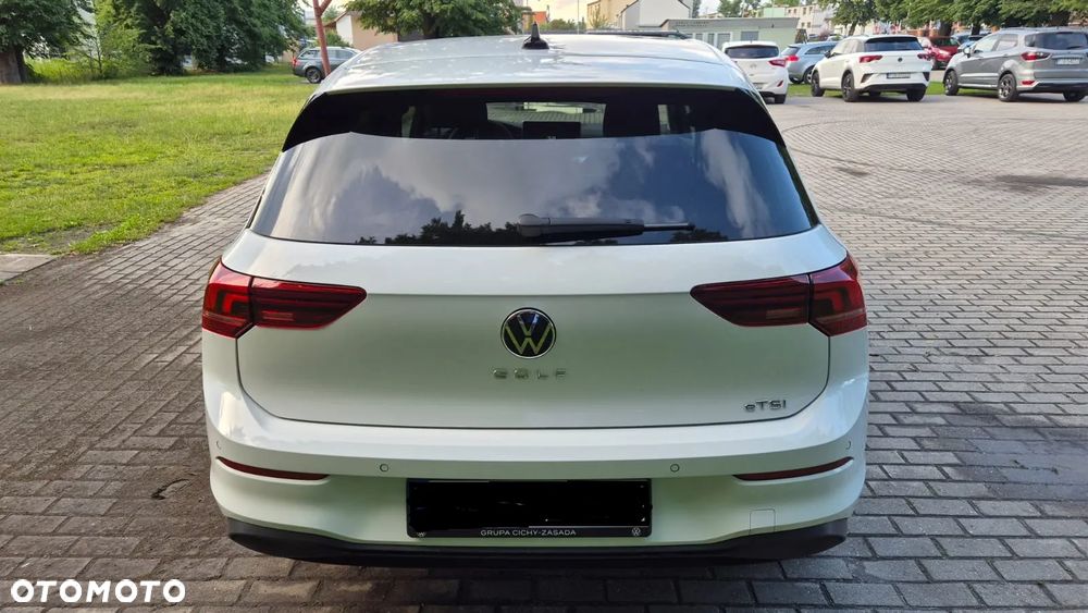 Volkswagen Golf - 12