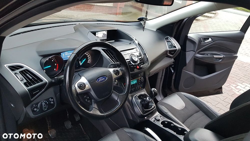Ford Kuga 2.0 TDCi FWD Titanium Plus - 6