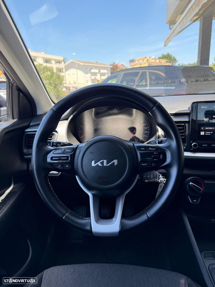 Kia Stonic 1.2 Dynamic - 21