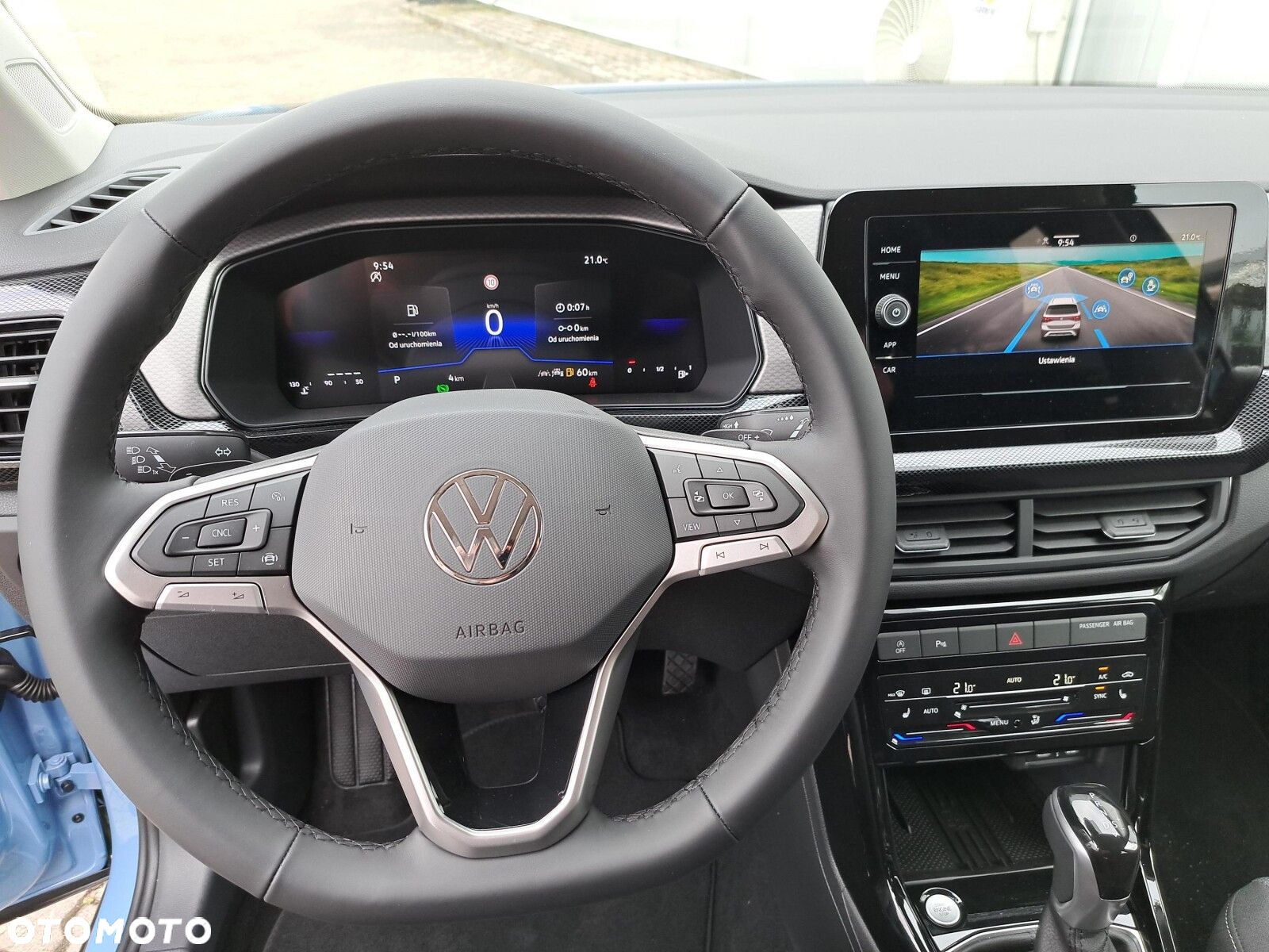 Volkswagen T-Cross - 13