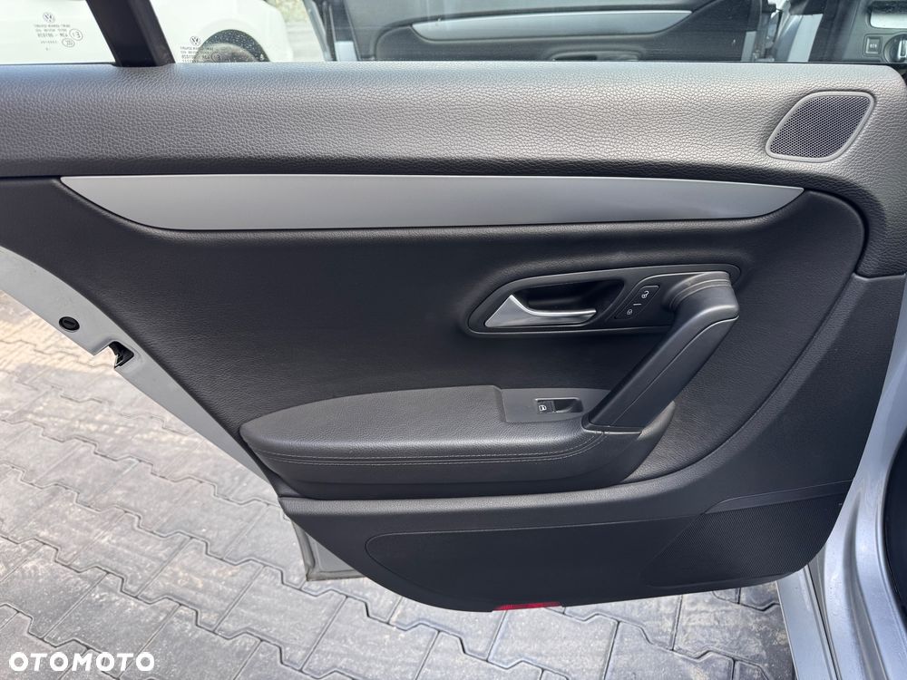 Volkswagen Passat CC 2.0 TSI DSG - 18