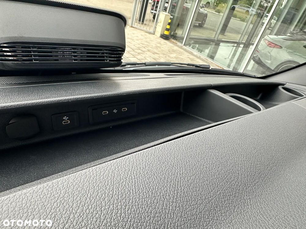 Mercedes-Benz Sprinter - 16