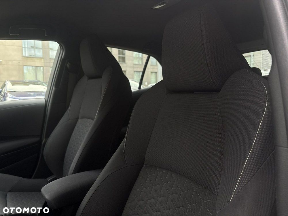 Toyota Corolla 1.8 Hybrid Comfort - 17