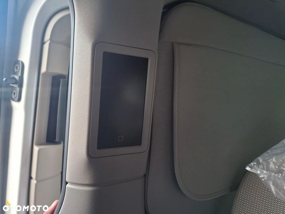 Volkswagen California - 28